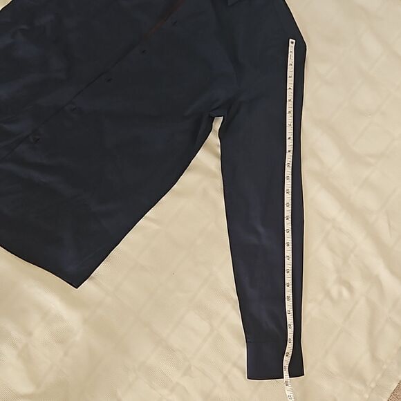 Le Chateau Men's Tailored Fit Button-Down Long Sleeves Shirt 15-15.5 XS Navy Blu - Picture 10 of 16